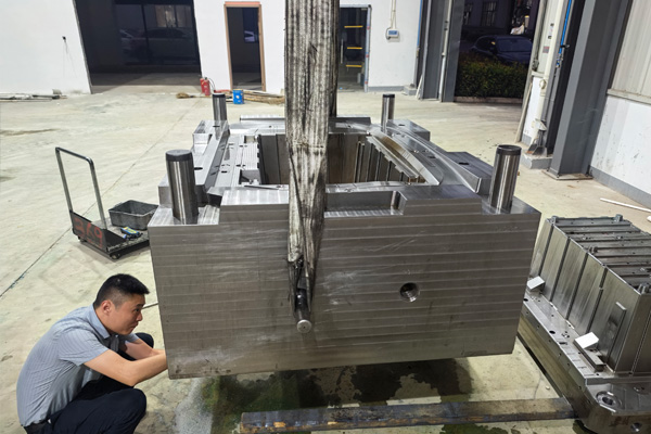 挤压模具简介